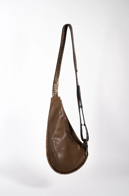 Homemade Leather Slingbag shiny camel - left or right side options