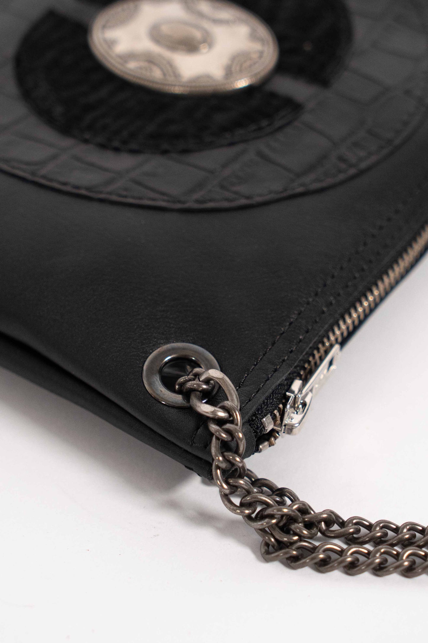 Medallion Black Chic Bag