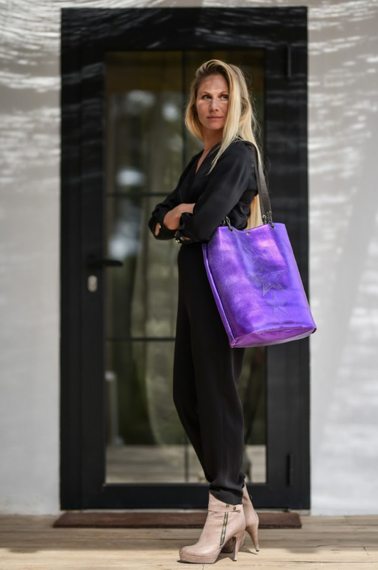 Large metallic purple handmade leather tote bag with star design and front pocket Linda Ibiza Design